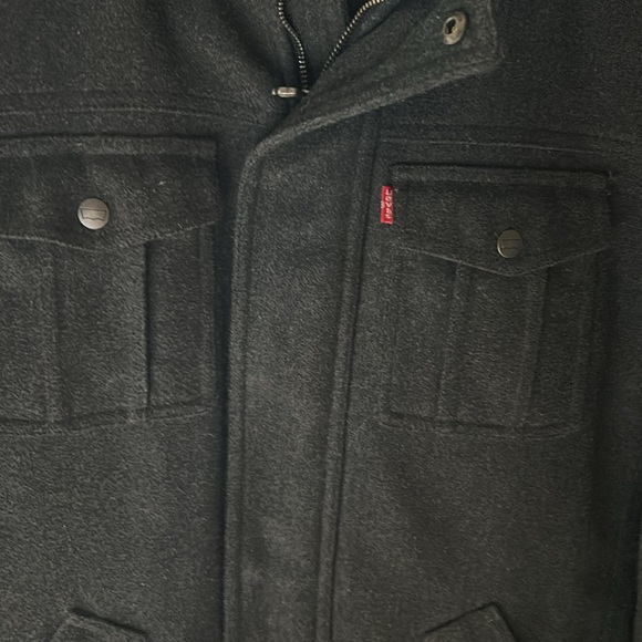 Levi’s size medium men’s wool Peacoat. - Picture 3 of 5